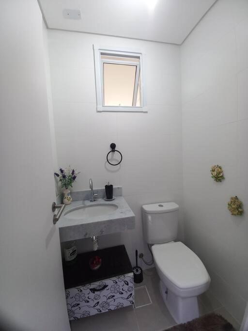 Lindo E Aconchegante Apartamento ウバトゥバ エクステリア 写真